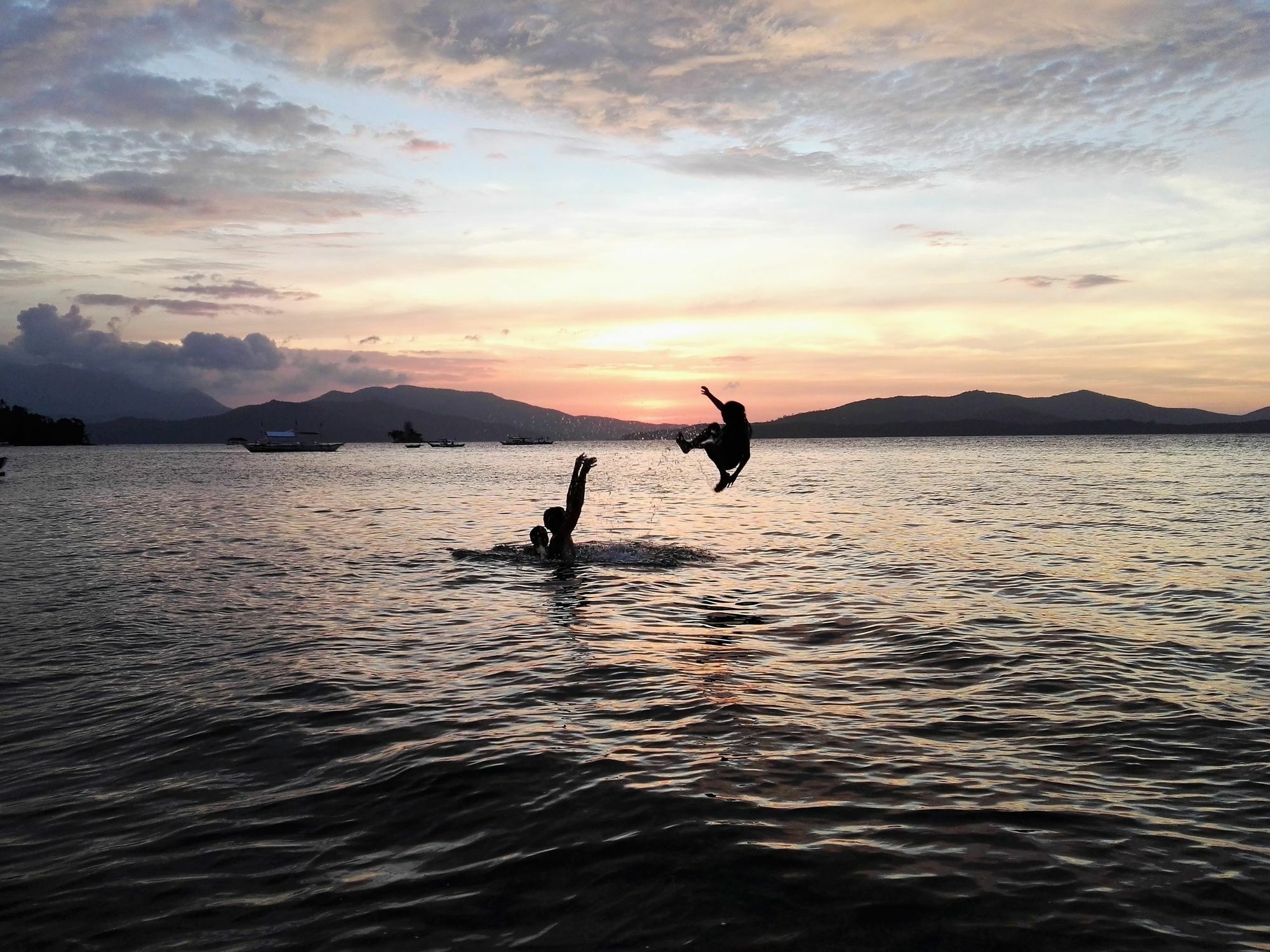 Kahamut-An Beach And Cottages Puerto Princesa Exterior photo