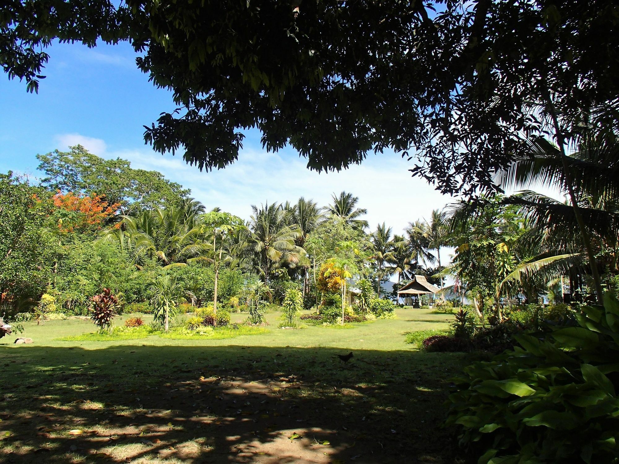 Kahamut-An Beach And Cottages Puerto Princesa Exterior photo