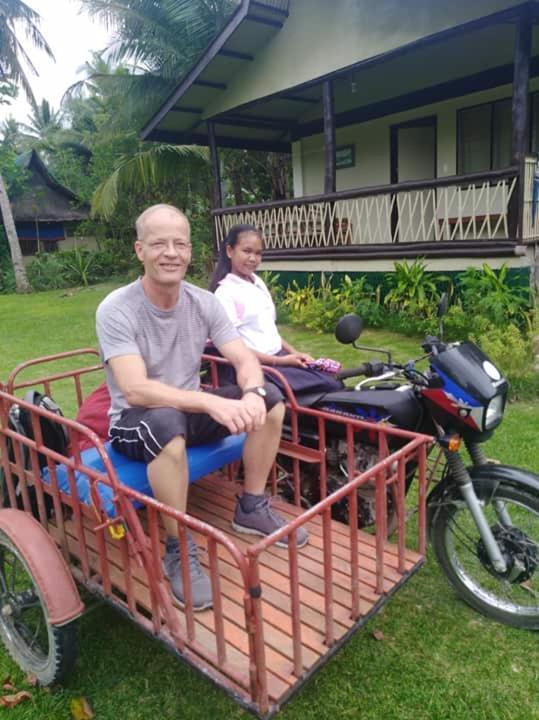 Kahamut-An Beach And Cottages Puerto Princesa Exterior photo